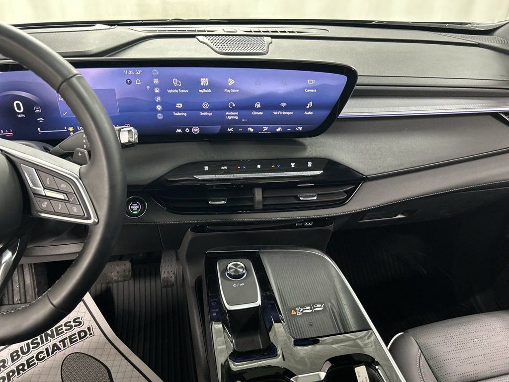 Certified 2026 Buick Enclave Sport Touring w/ Power Package AWD/4WD image 18