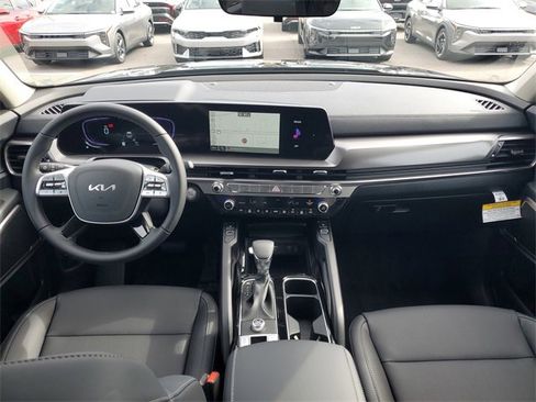 New 2025 Kia Telluride S image 18
