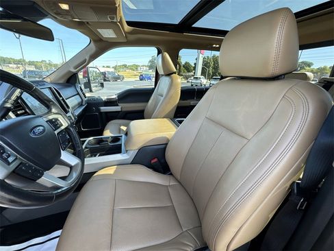 Used 2022 Ford F350 Lariat w/ Lariat Ultimate Package image 11