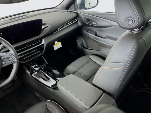 New 2025 Buick Envista Avenir image 20
