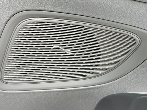 Certified 2025 Mercedes-Benz C 300 4MATIC Sedan image 31