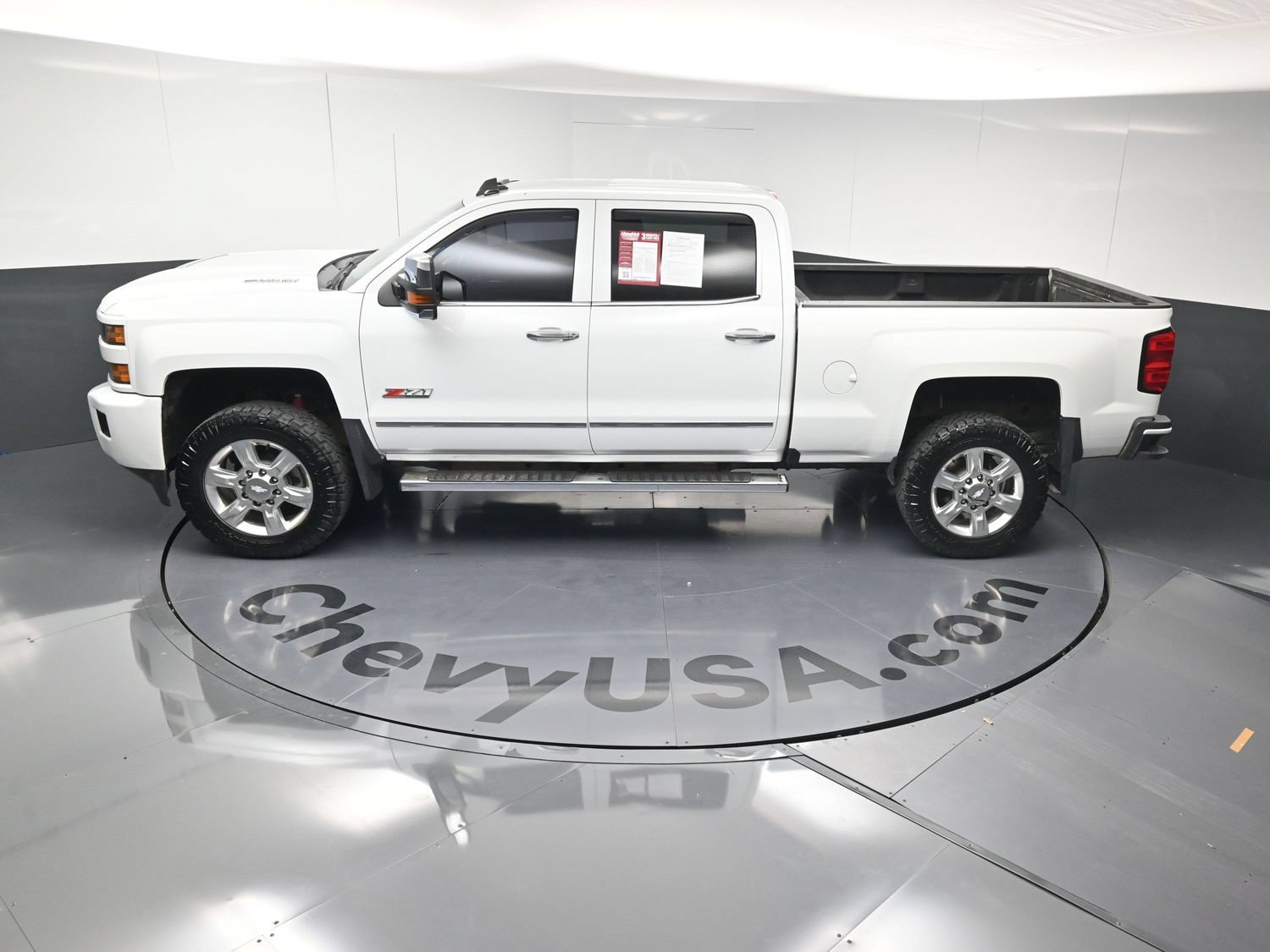 Used 2017 Chevrolet Silverado 2500 LTZ w/ Duramax Plus Package AWD/4WD image 30