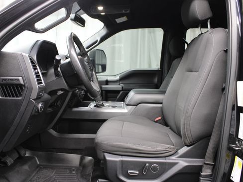 Used 2016 Ford F150 XLT w/ Equipment Group 302A Luxury AWD/4WD image 12
