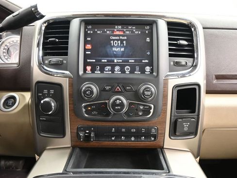 Used 2013 RAM 2500 Laramie w/ Convenience Group image 17