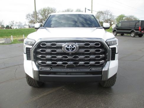Used 2024 Toyota Tundra Platinum image 11