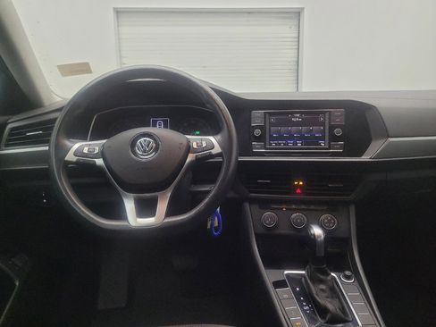 Used 2020 Volkswagen Jetta R-Line FWD image 22