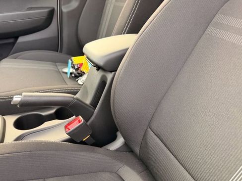 Certified 2026 Hyundai Venue SEL FWD image 10