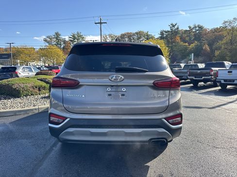 Used 2019 Hyundai Santa Fe Limited image 7