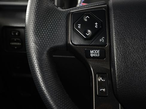 Used 2020 Toyota 4Runner TRD Pro AWD/4WD image 18