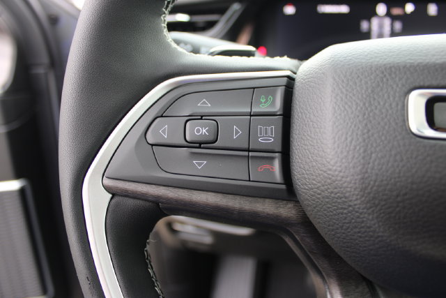 New 2027 Jeep Grand Cherokee Limited AWD/4WD image 19