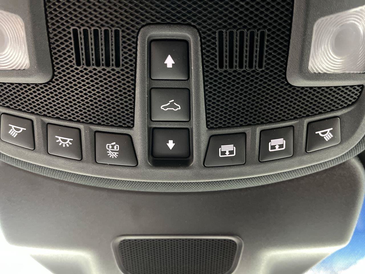 Used 2020 Lincoln Nautilus Reserve AWD/4WD image 30