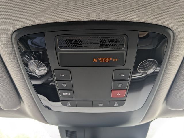 New 2026 Kia Carnival FWD image 58