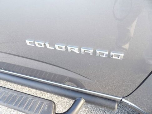 Used 2021 Chevrolet Colorado Z71 w/ Safety Package image 14