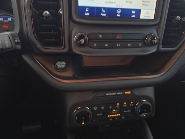 Used 2024 Ford Bronco Sport Outer Banks w/ Tech Package AWD/4WD image 14