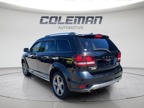 Used 2017 Dodge Journey Crossroad FWD image 7