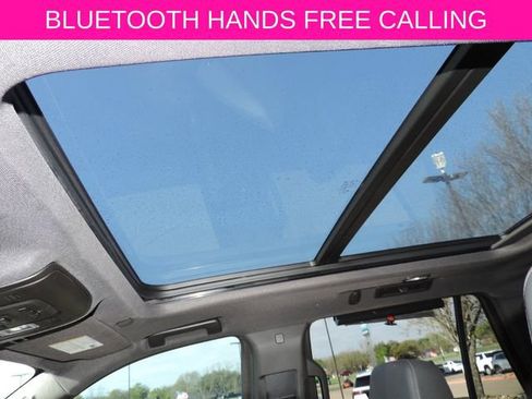 Used 2024 Chevrolet Tahoe Z71 w/ Off-Road Capability Package image 11