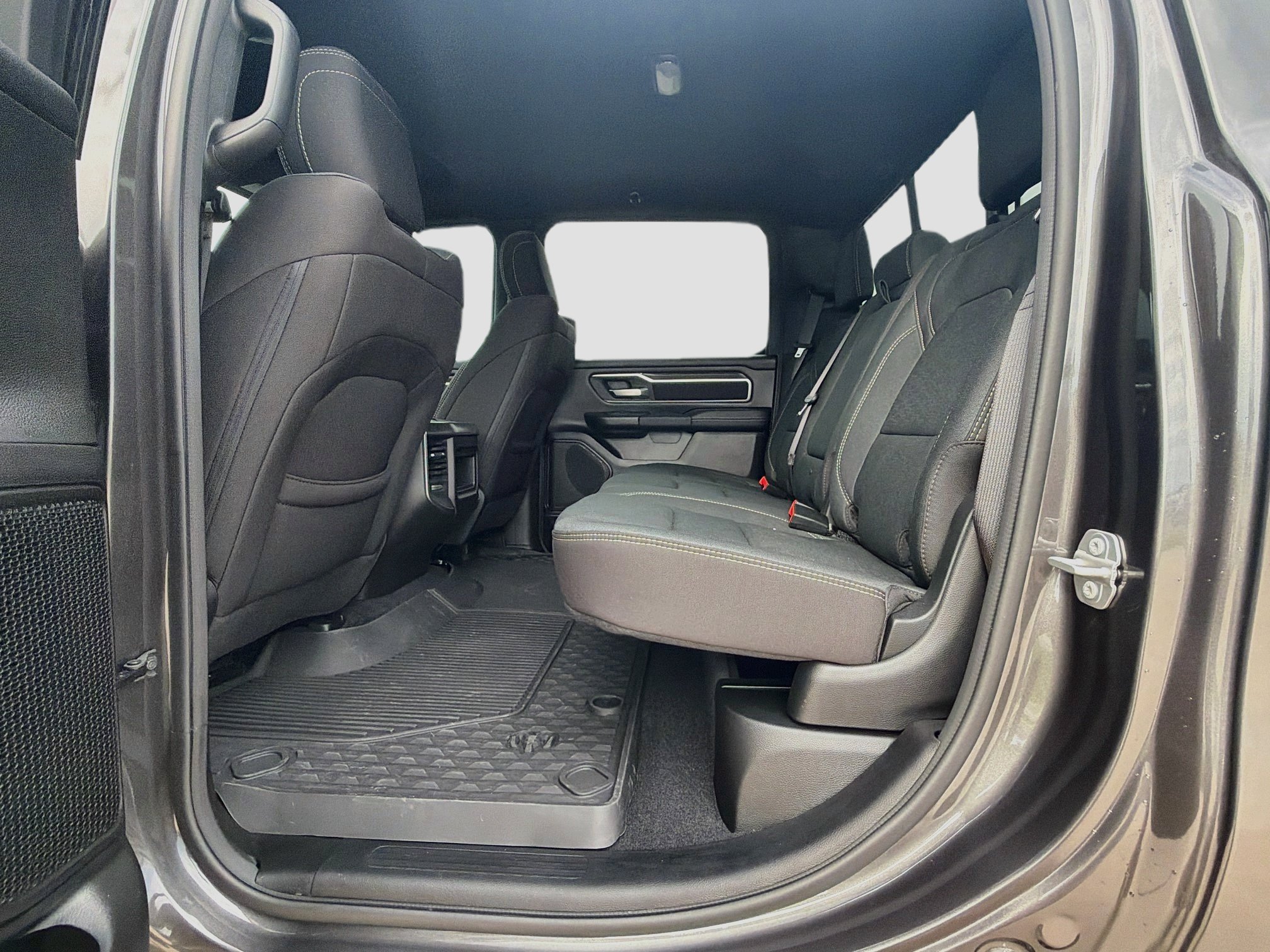 Used 2025 RAM 1500 Big Horn AWD/4WD image 24
