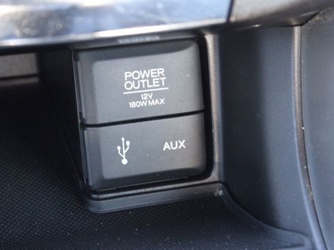 Used 2015 Honda Accord EX-L image 38