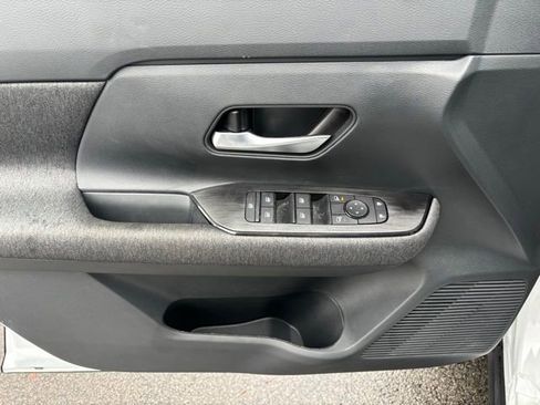 New 2026 Nissan Kicks SV w/ SV Premium Package image 8