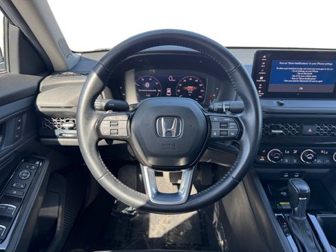 Used 2023 Honda Accord Touring image 12