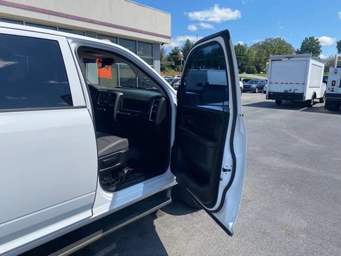 Used 2018 RAM 3500 Tradesman AWD/4WD image 23