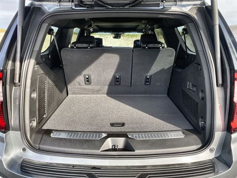 New 2026 GMC Yukon XL Denali w/ Advanced Technology Package image 39