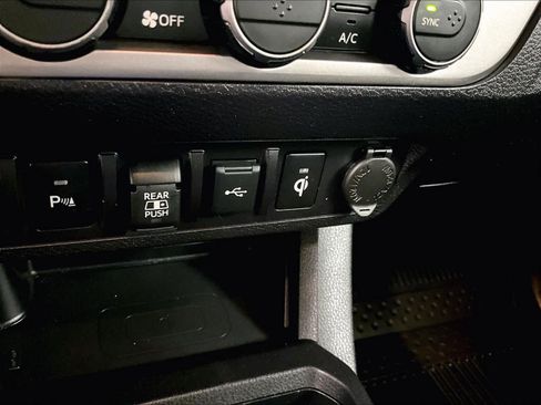 Certified 2023 Toyota Tacoma Limited image 27