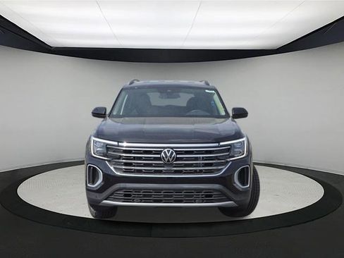 New 2026 Volkswagen Atlas SE AWD/4WD image 2
