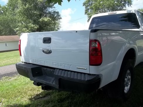 Used 2012 Ford F250 XL w/ PWR Equipment Group AWD/4WD image 4