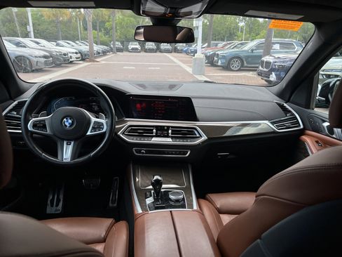 Used 2022 BMW X5 xDrive40i w/ M Sport Package image 29