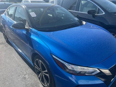 Used 2023 Nissan Sentra SR FWD image 3