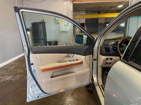 Used 2006 Lexus RX 400h AWD image 22