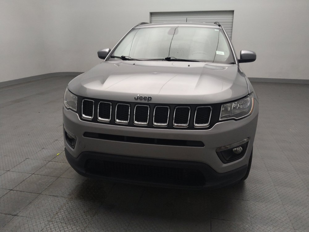 Used 2020 Jeep Compass Latitude FWD image 15
