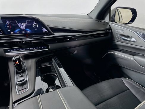 Used 2021 Cadillac Escalade Sport w/ Driver Assist Tech Package AWD/4WD image 24