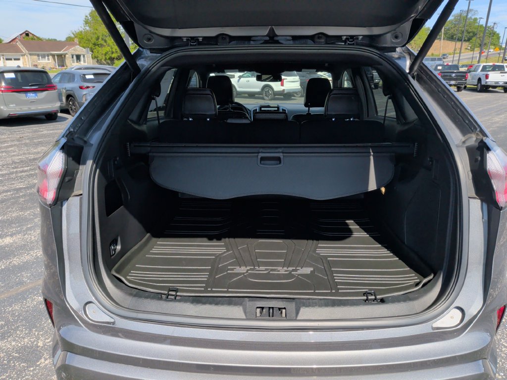 Certified 2023 Ford Edge ST AWD/4WD image 32