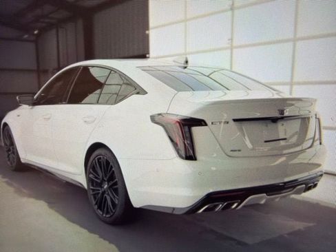 Used 2020 Cadillac CT5 V w/ Platinum Package AWD/4WD image 4