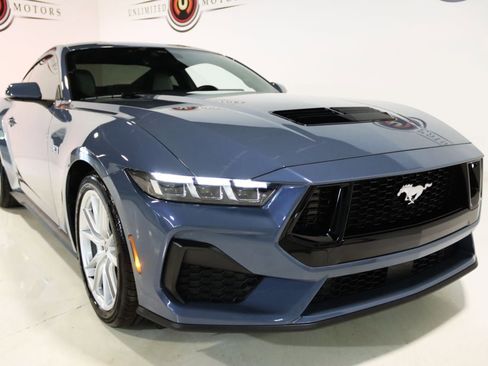 Used 2024 Ford Mustang GT Premium image 13