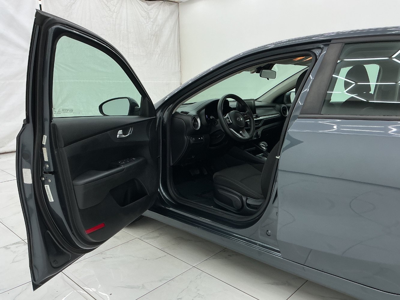 Used 2020 Kia Forte LXS FWD image 16