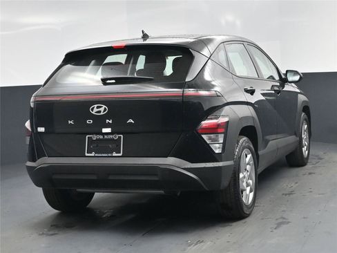 Certified 2026 Hyundai Kona SE image 22