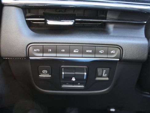 Used 2021 Cadillac Escalade Sport w/ Driver Assist Tech Package image 29