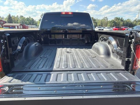 Used 2026 RAM 2500 Warlock AWD/4WD image 7