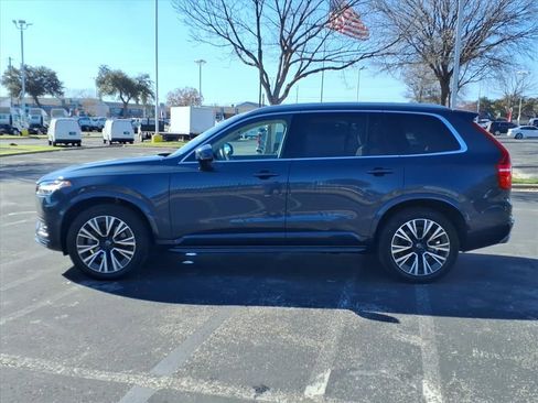 Used 2020 Volvo XC90 T6 Momentum w/ Protection Package Premier image 5