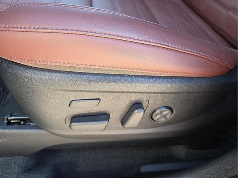 Used 2025 Kia Telluride SX Prestige image 15