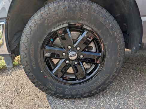 Used 2023 Ford F150 XLT AWD/4WD image 11