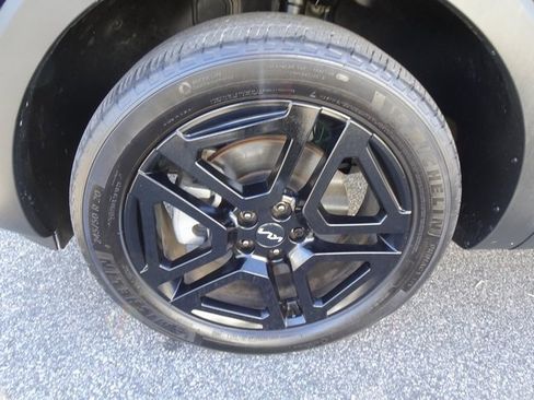 Used 2024 Kia Telluride EX X-Line image 41