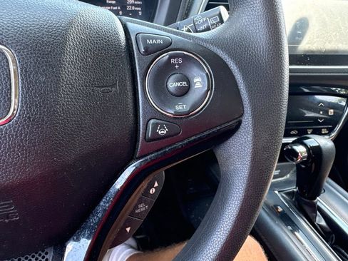 Used 2019 Honda HR-V EX image 23