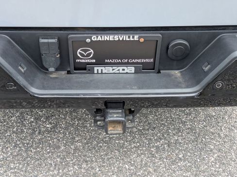 Used 2024 Chevrolet Silverado 1500 ZR2 AWD/4WD image 9