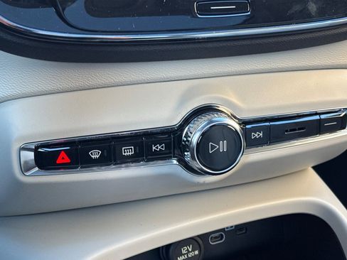 New 2026 Volvo XC40 B5 Plus w/ Protection Package Premier image 23