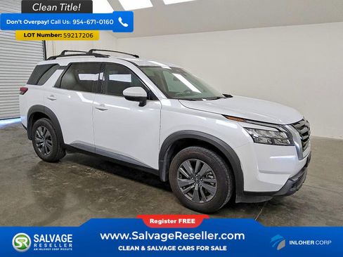 Used 2025 Nissan Pathfinder SV FWD image 5