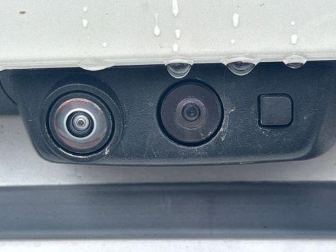 Used 2023 Cadillac Escalade Premium Luxury Platinum image 32